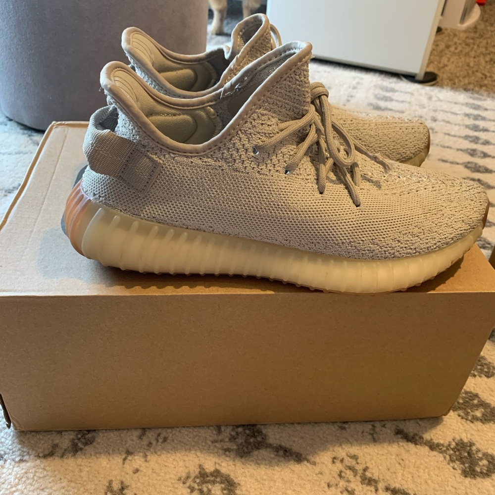 Yeezy Boost 350 v2 Seasame Gray - Picture 3 of 7